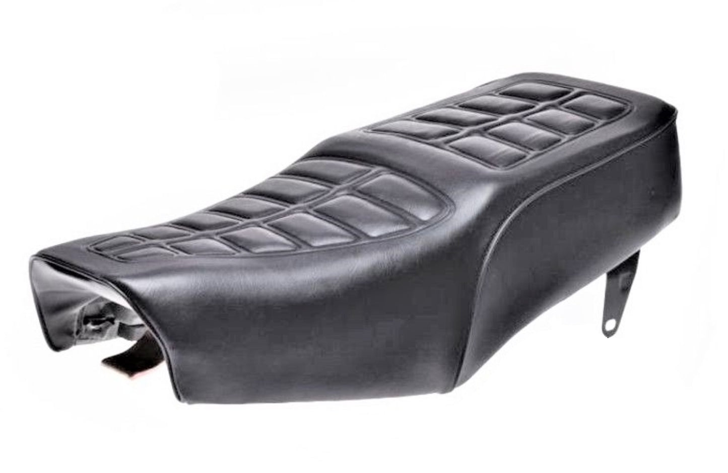 Seat Suzuki GN125 GN125000033