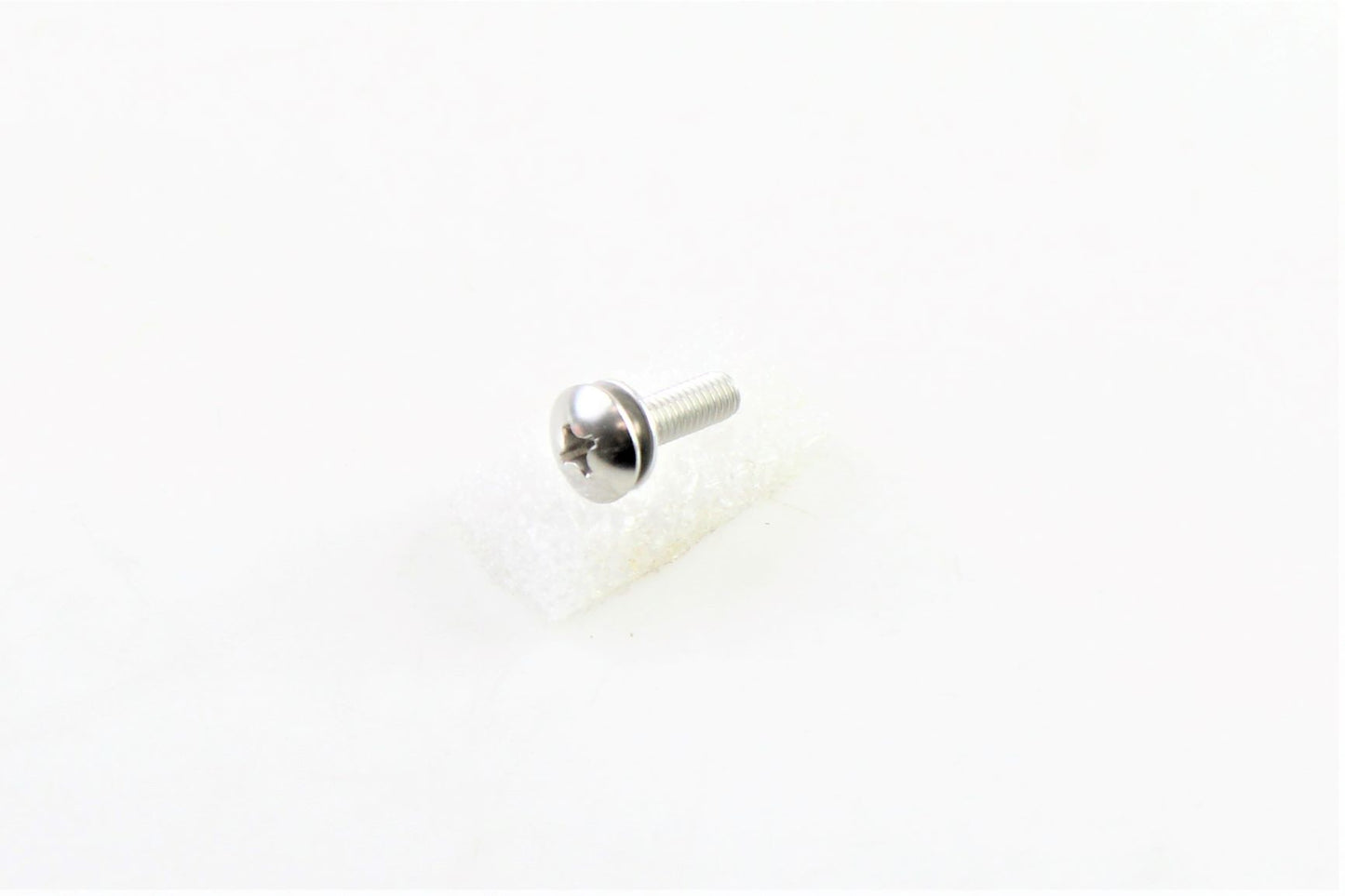 Special bolt 6x20 Kymco New Downtown 125i ABS, Bet&Win 125, genuine