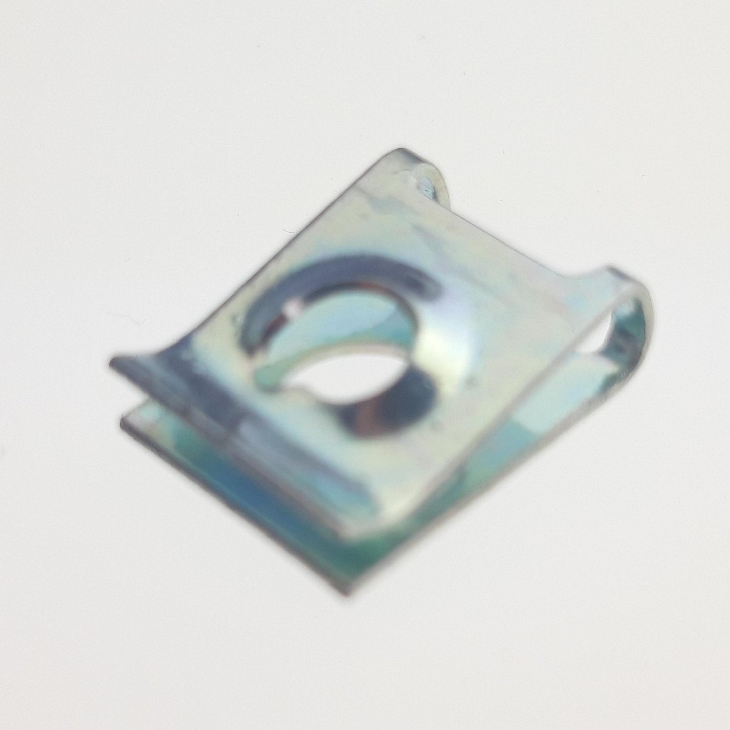 CAPTIVE NUT Hytrack HY500X EPS