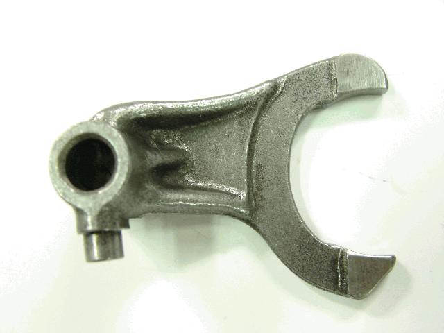 Right shift fork gearbox HT1E40MB – engine AM6 HT1E40MB.05.03-01
