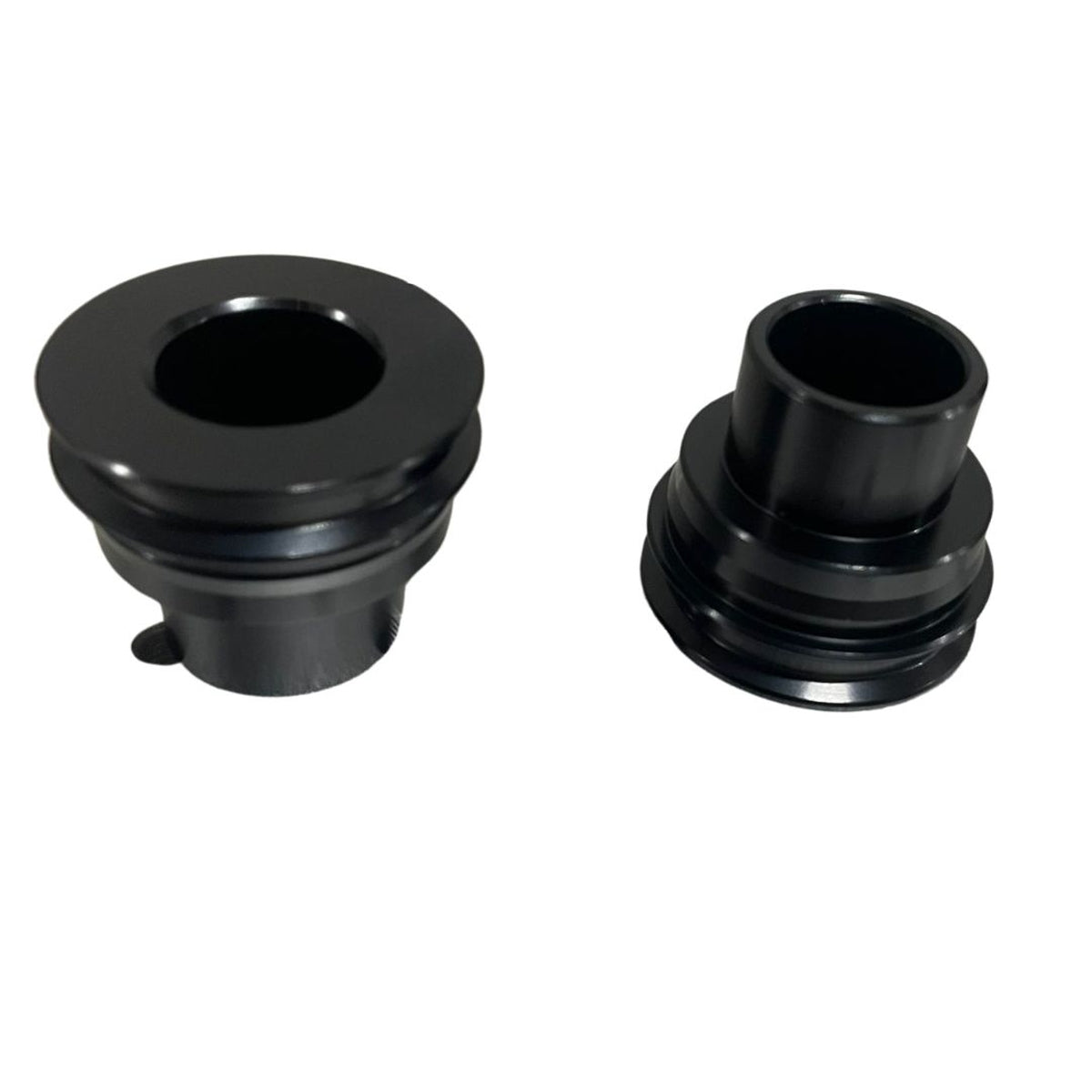 REAR WHEEL SPACERS / BUSHINGS X-TRAINER / RR BETA 14-25 BLACK