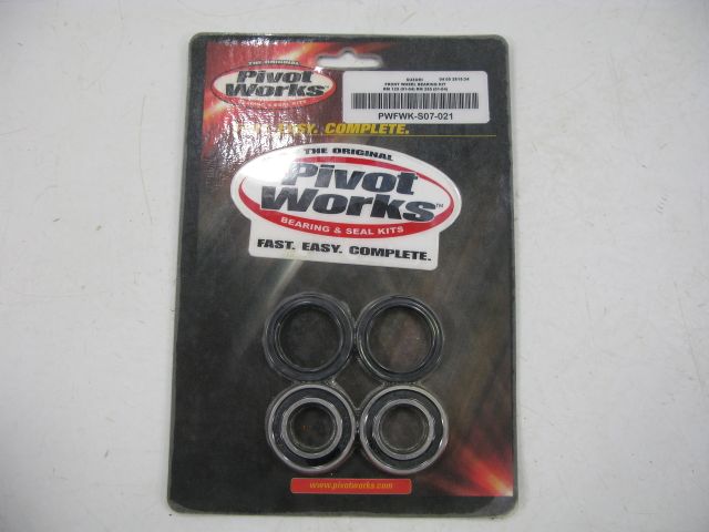 Front Wheel Bearings Suzuki RM250 01-18 with Seals, RM125 01-18 with Seals