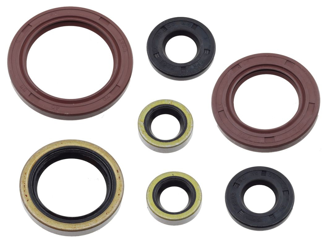 Engine Oil Seal Kit KTM EXC-F250 16-24, SX-F250 16-24, EXC-F350 16-24, SX-F350 16-24, Husqvarna FC250 16-24, FC350 16-24, FX350 17-22, GasGas EC250F 21-24, EX250F 21-24, MC250F 21-24, EC350F 21-24, EX350F 21-24, MC350F 21-24