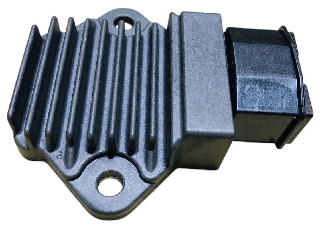 VOLTAGE REGULATOR HONDA VTR 1000F '97-'05, 1000V '99-'00, 900RR '93-99, NT 650V DEAUVILLE, VT 750C '98-'00, XL 125V VARADERO '02-03, NSR 125 '93-01, CB 500 '94-02, 600F HORNET '98-01, CBR '91-00