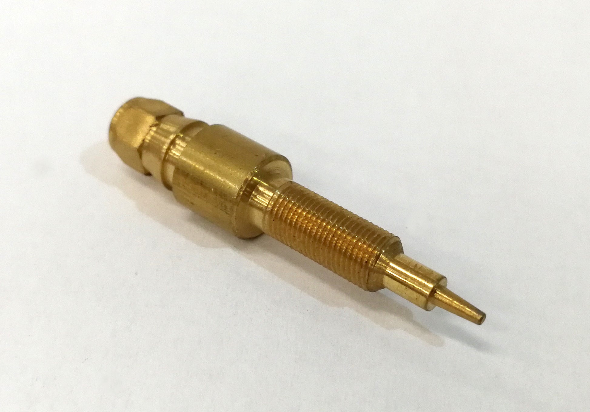 Idle adjustment screw carburetor SI