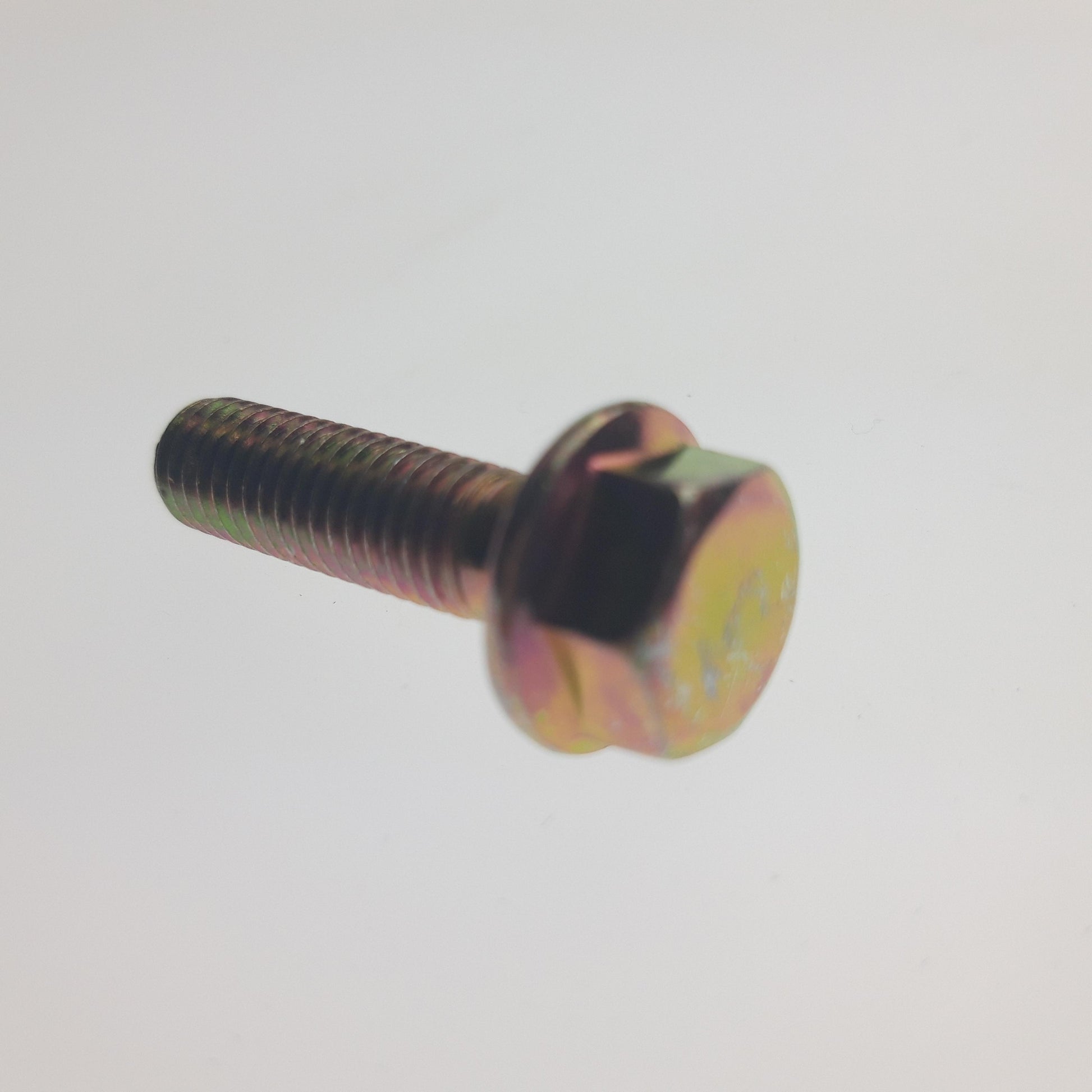 SCREW M8X28 Hytrack HY510S