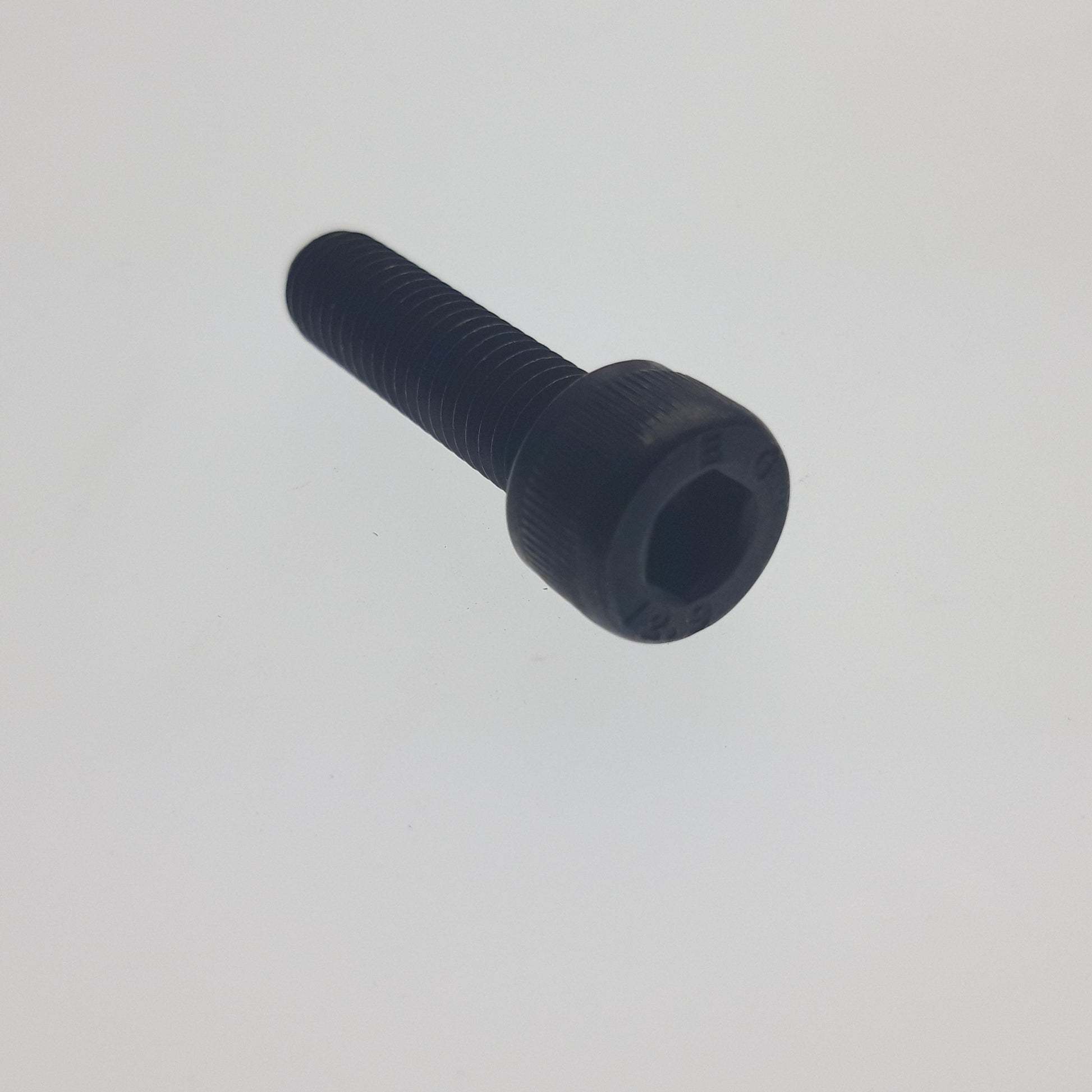 STUD M8X30 Hytrack HY570 STL