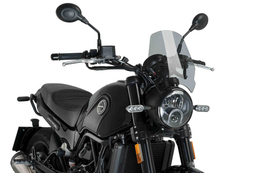 Windscreen for Benelli Leoncino 500 2016–2022 light smoke