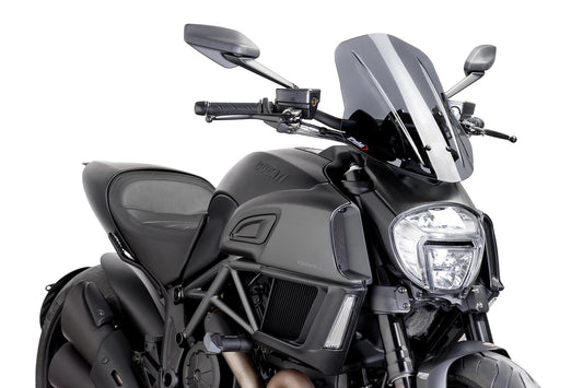 Windscreen for Ducati Diavel 2014–2018 (Touring) dark smoke