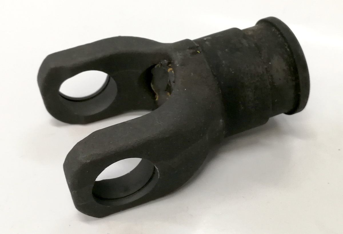 Drive shaft universal joint yoke B Kymco UXV 700, UXV 500i, genuine