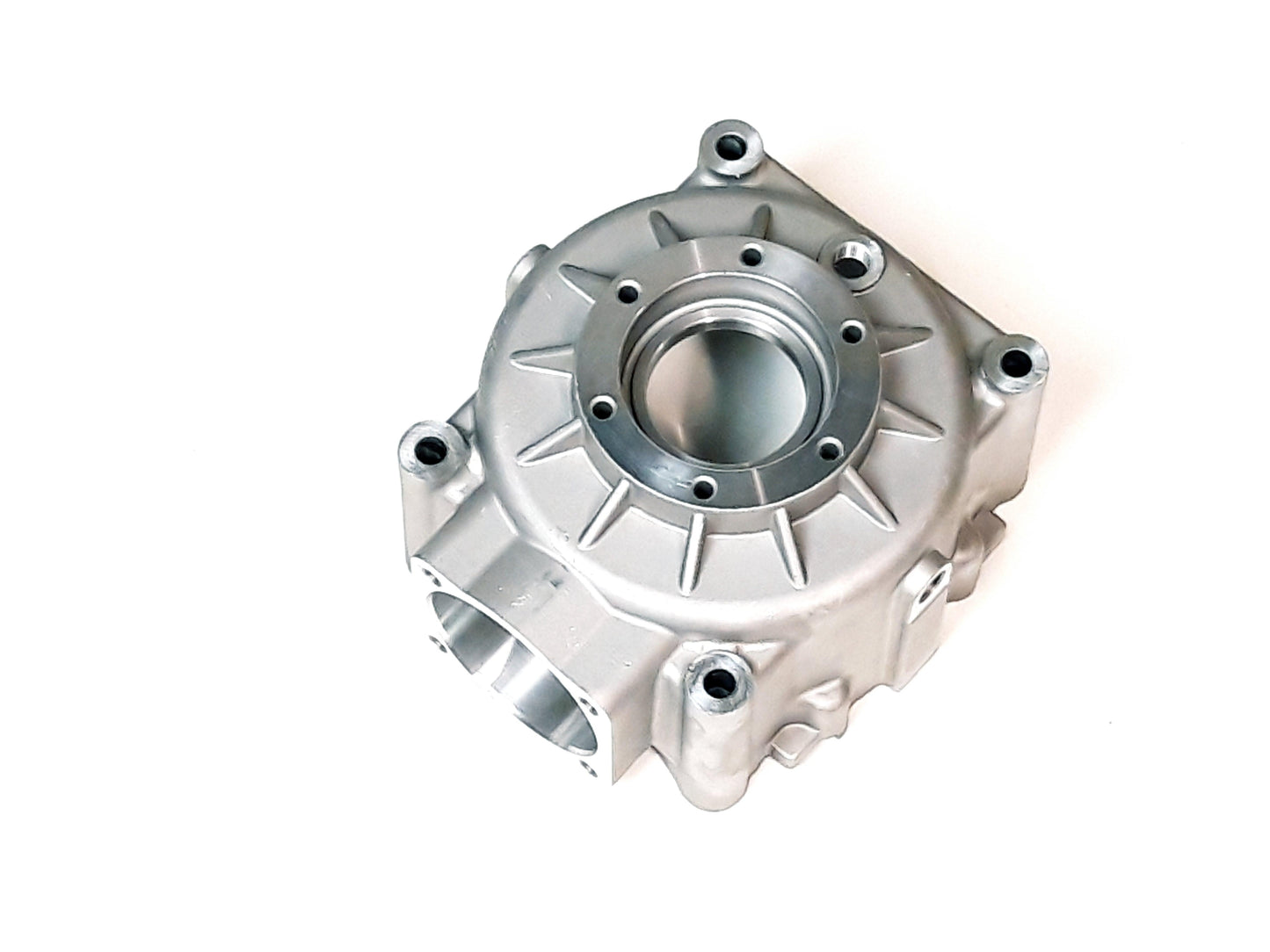 REAR AXLE HOUSING Hytrack HY570 STL