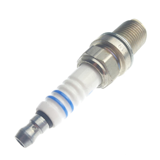 SPARK PLUG FR8DCX Hytrack HY710S
