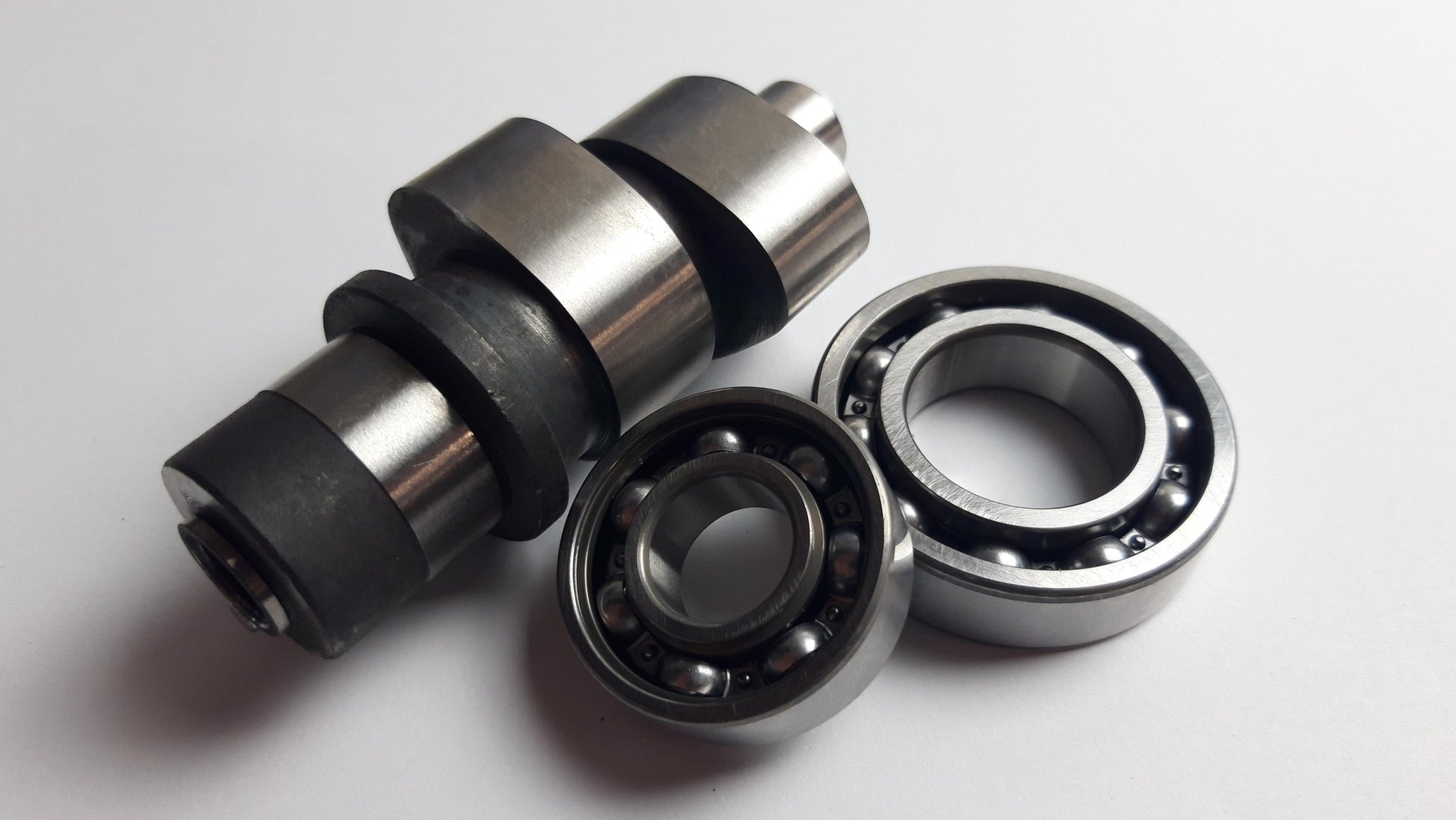 CAMSHAFT ASSEMBLY Hytrack HY310