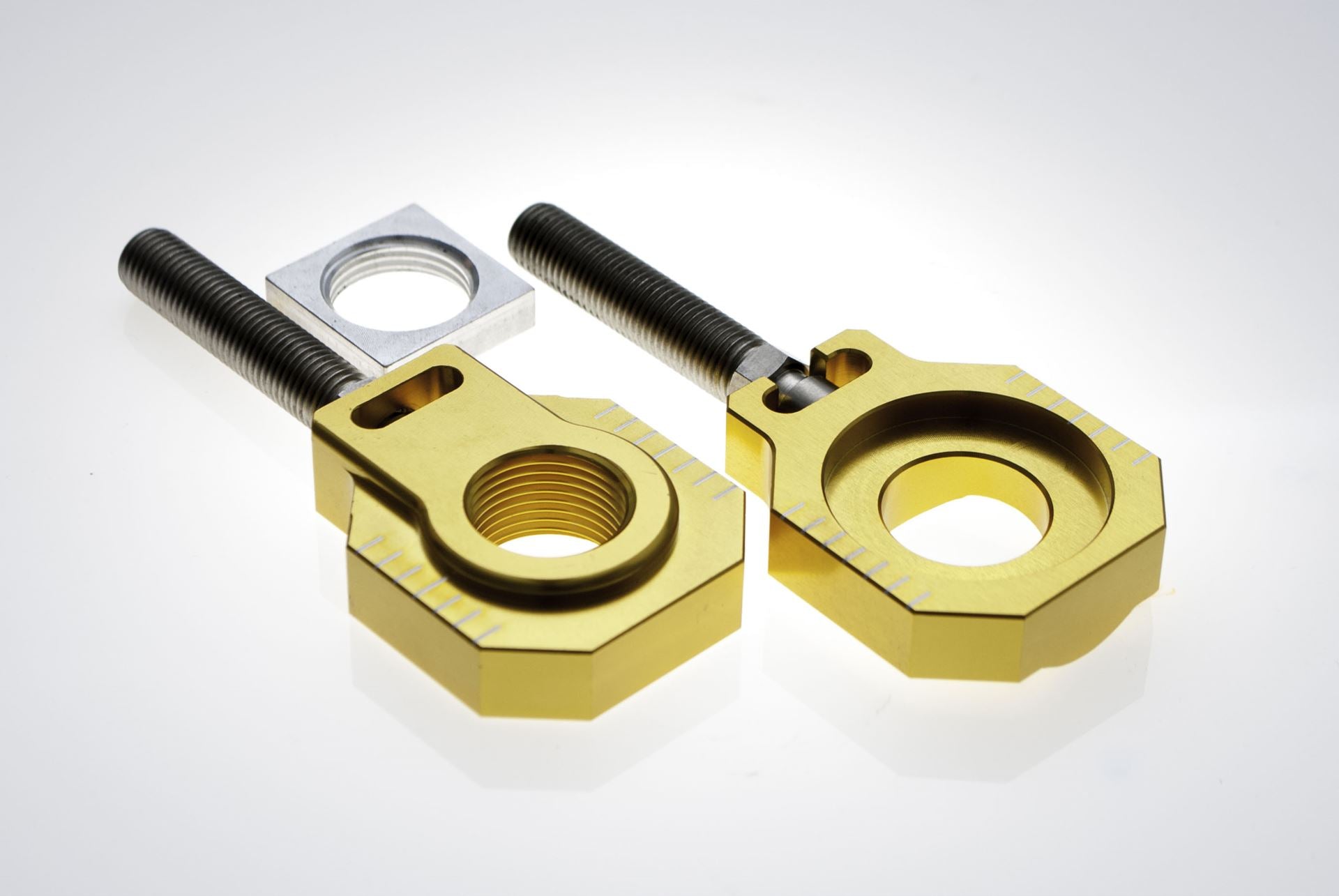 REAR AXLE TENSIONER WITH BOLT KTM SX/SXF/EXC 530/125 08-12, EXC/EXCF 08-19 (DIA 20MM) GOLD (SET 2PCS)