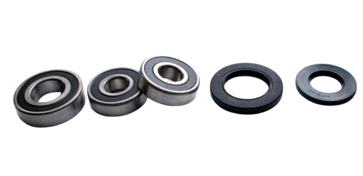 REAR WHEEL BEARINGS WITH SEALS KAWASAKI ZX 1000 '86-'90, 1100 '81, KZ '81-'83, ZR '92-'00, '83-'97