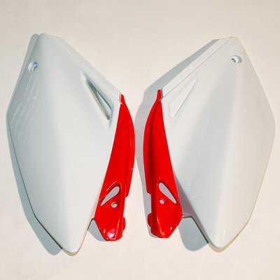 Rear side panels Honda CRF 250 R 04-05 color OEM (white/red)